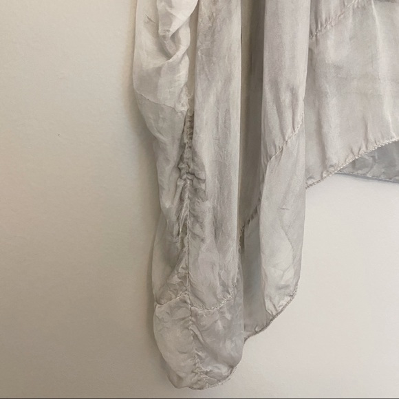 Saks Fifth Avenue Silk Grey & White Blouse - Picture 6 of 9